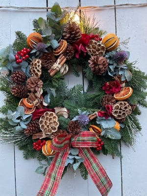 Christmas door wreath making Saturday 5th December 2.15pm till 4.00pm