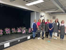 Christmas Door Wreath  Workshop Wednesday  26th Nov  6pm   8pm